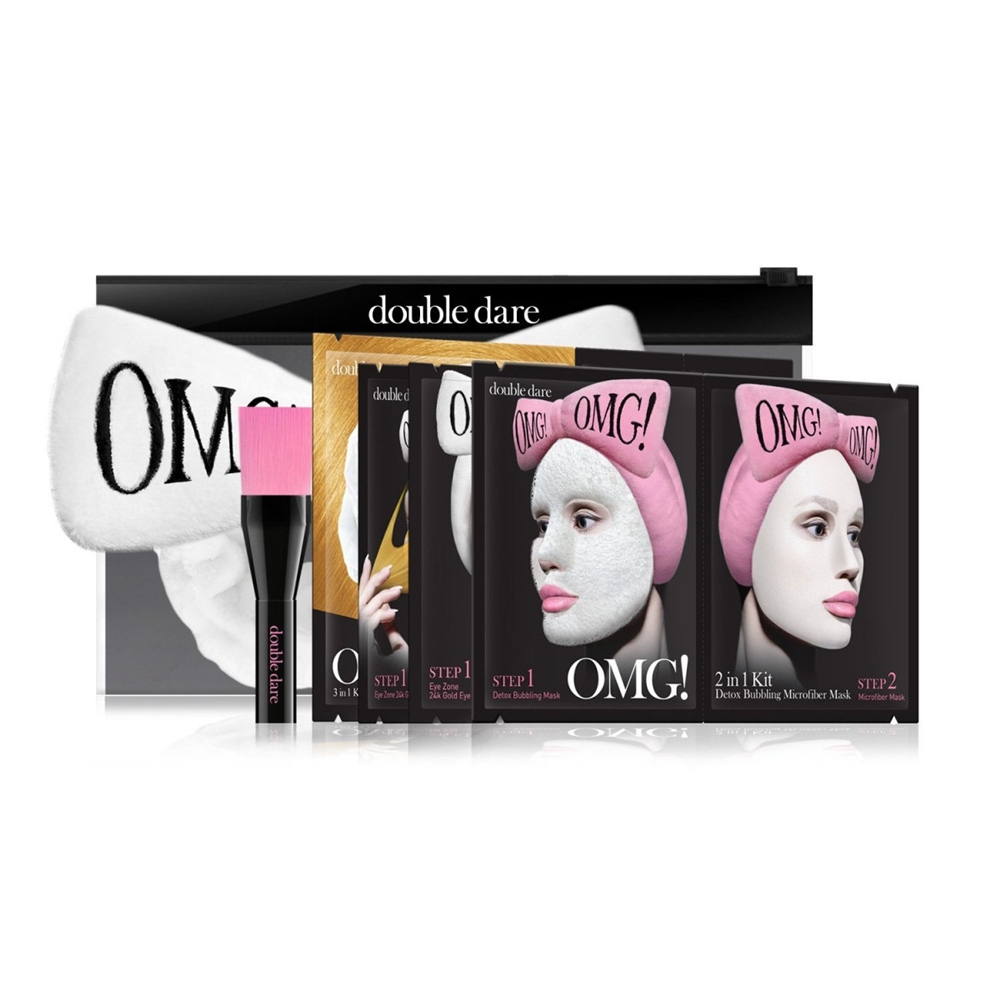 Double Dare OMG! Spa OMG! Premium Package Set. Pakket Bevat: * OMG! 2-in-1 kit Detox Bubbling Microfiber Mask * OMG! 3-in-1 kit Peel Off Mask * OMG! 4-in-1 kit Zone System Mask * OMG! 3-in-1 kit Hair Repair System * OMG! Mega Haar band White * OMG! Mask Brush