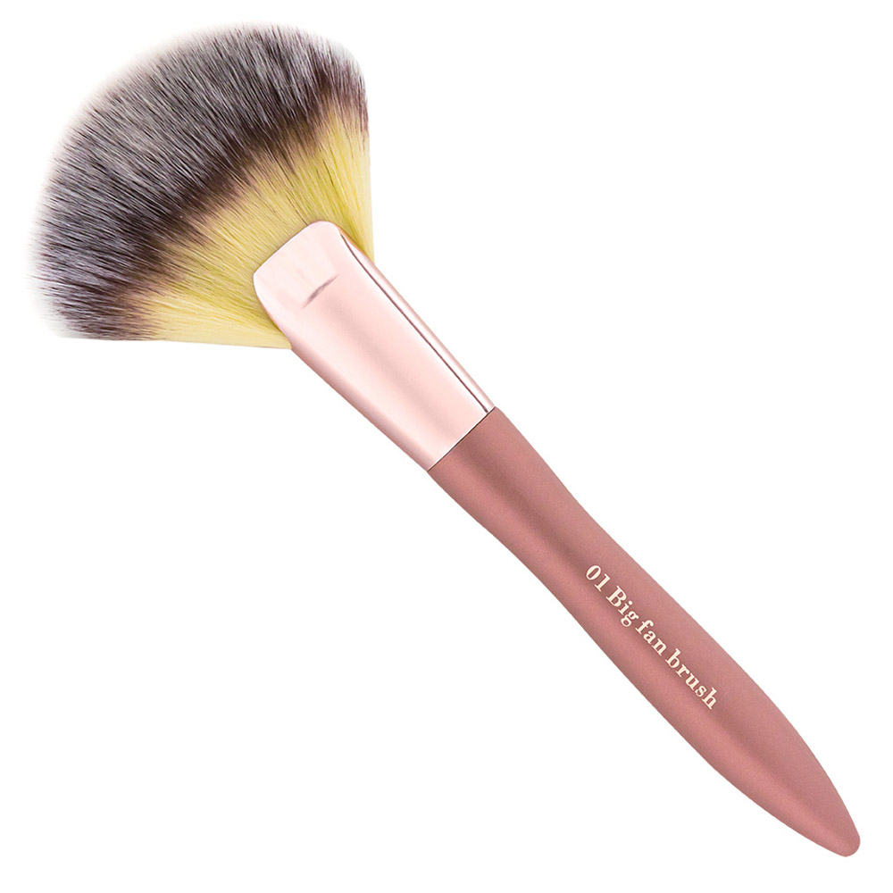 Cent Pur Cent Big Fan Brush 01 1St