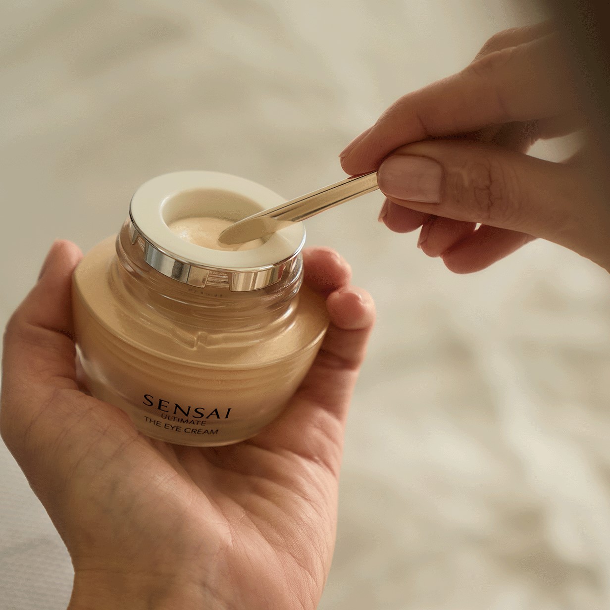 【新品未使用】SENSAI THE EYE CREAM 15mL Buy Sensai Ultimate The Eye Cream 15ml | Beauty Plaza