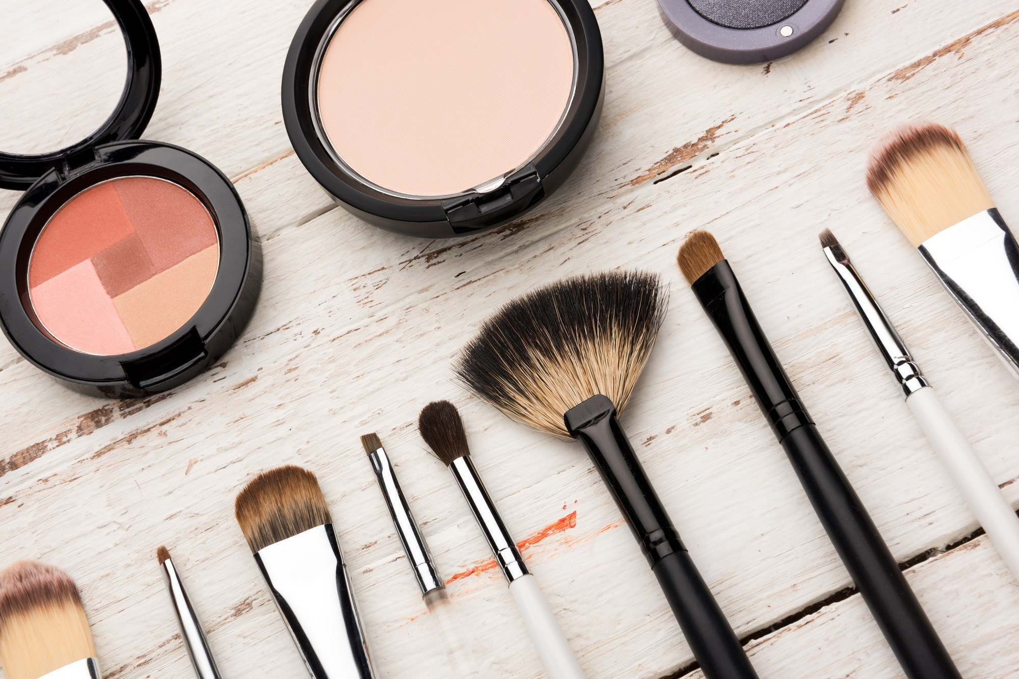 make-up aanbrengen doe je | Beauty Plaza