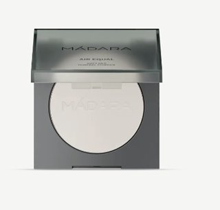 MÁDARA Air Equal Soft Silk Mineral Powder 0 Translucent 9gr