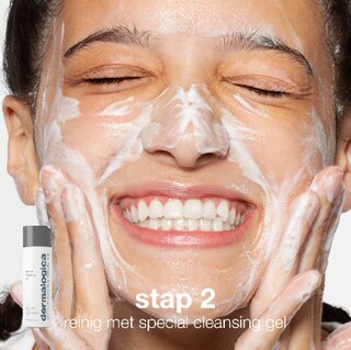 Stap 2: special cleansing gel