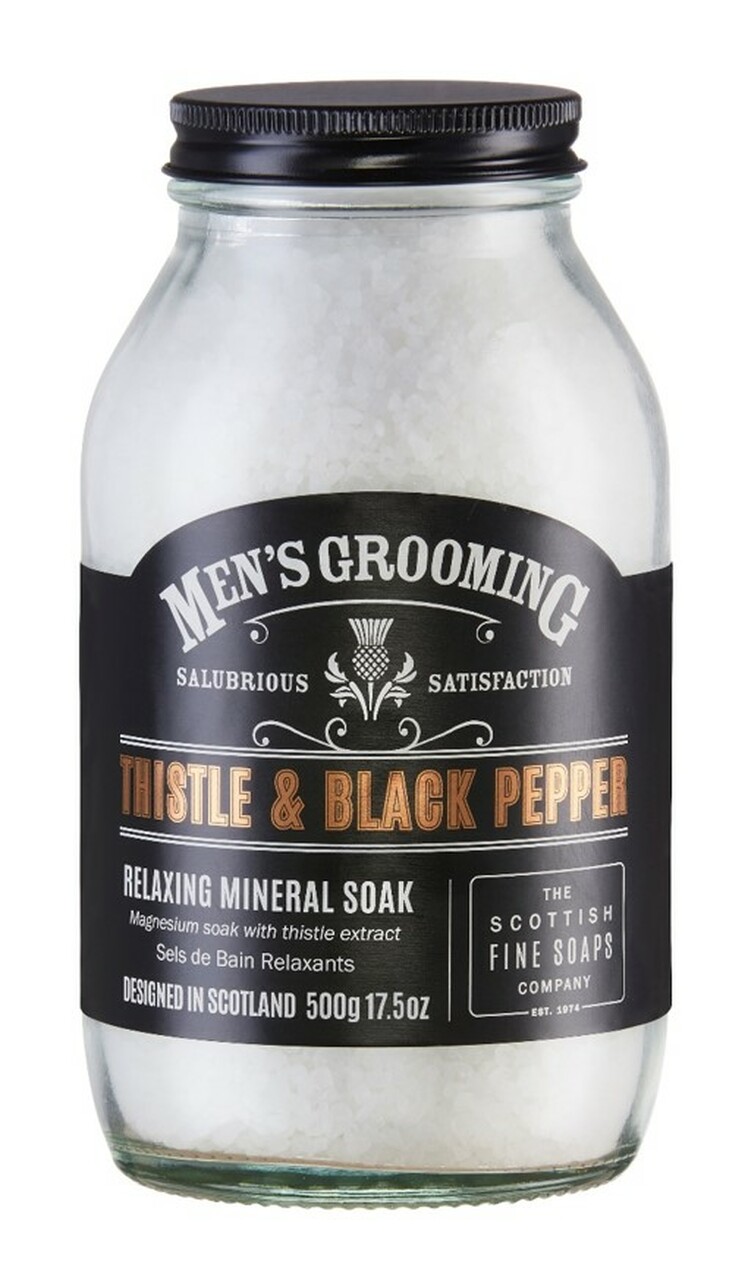 Scottish Fine Soaps Men's Grooming Thistle & Black Pepper Relaxing Mineral Soak Badzout  500 gr