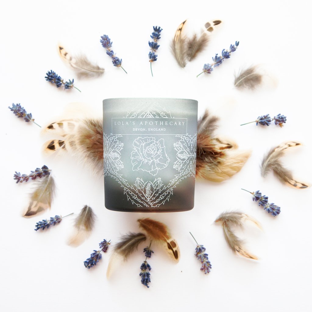 Lola's Apothecary Sweet Lullaby Fragrant Candle Geurkaars 220 gr